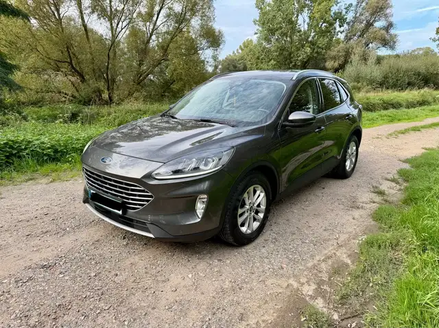 Ford Kuga 1.5 TDCi 120pk Titanium Camera LED Key-less Euro6d Temp