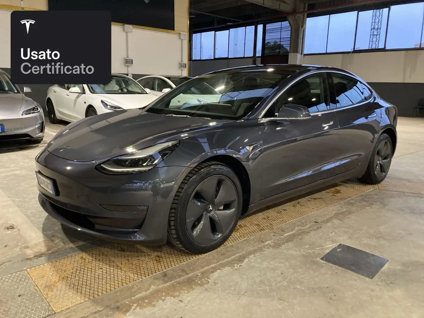 Tesla Model 3 Long Range AWD Argento - 1