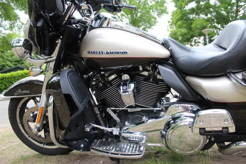 Harley-Davidson Ultra Limited - foto 7