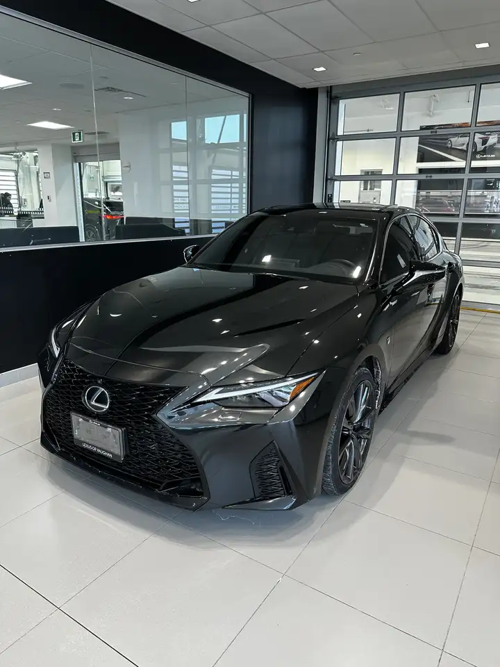 2024 Lexus IS