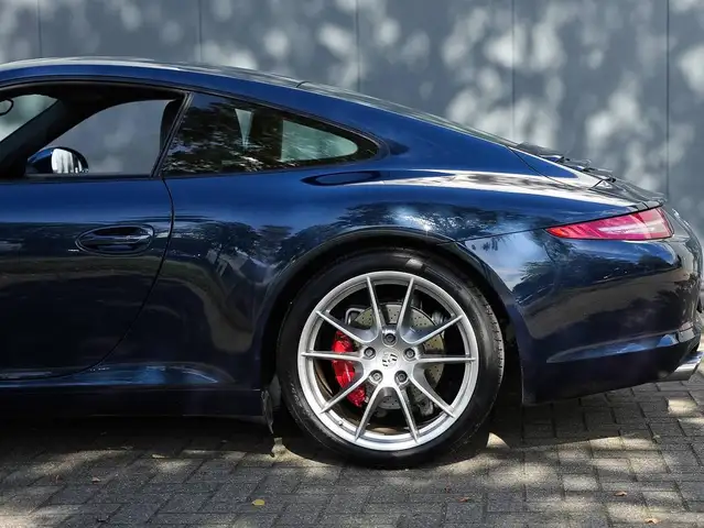 Porsche 991