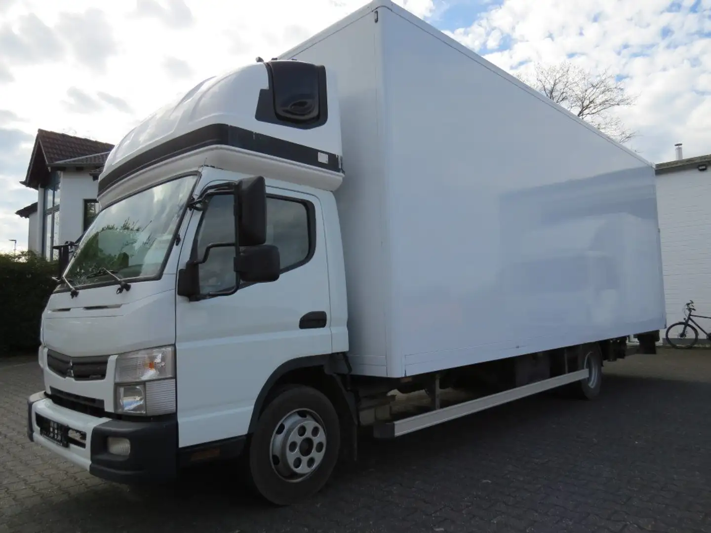 Fuso Canter 9C18 Koffer 7,2 LBW 1,5 Nutzlast 2.575 kg Weiß - 1
