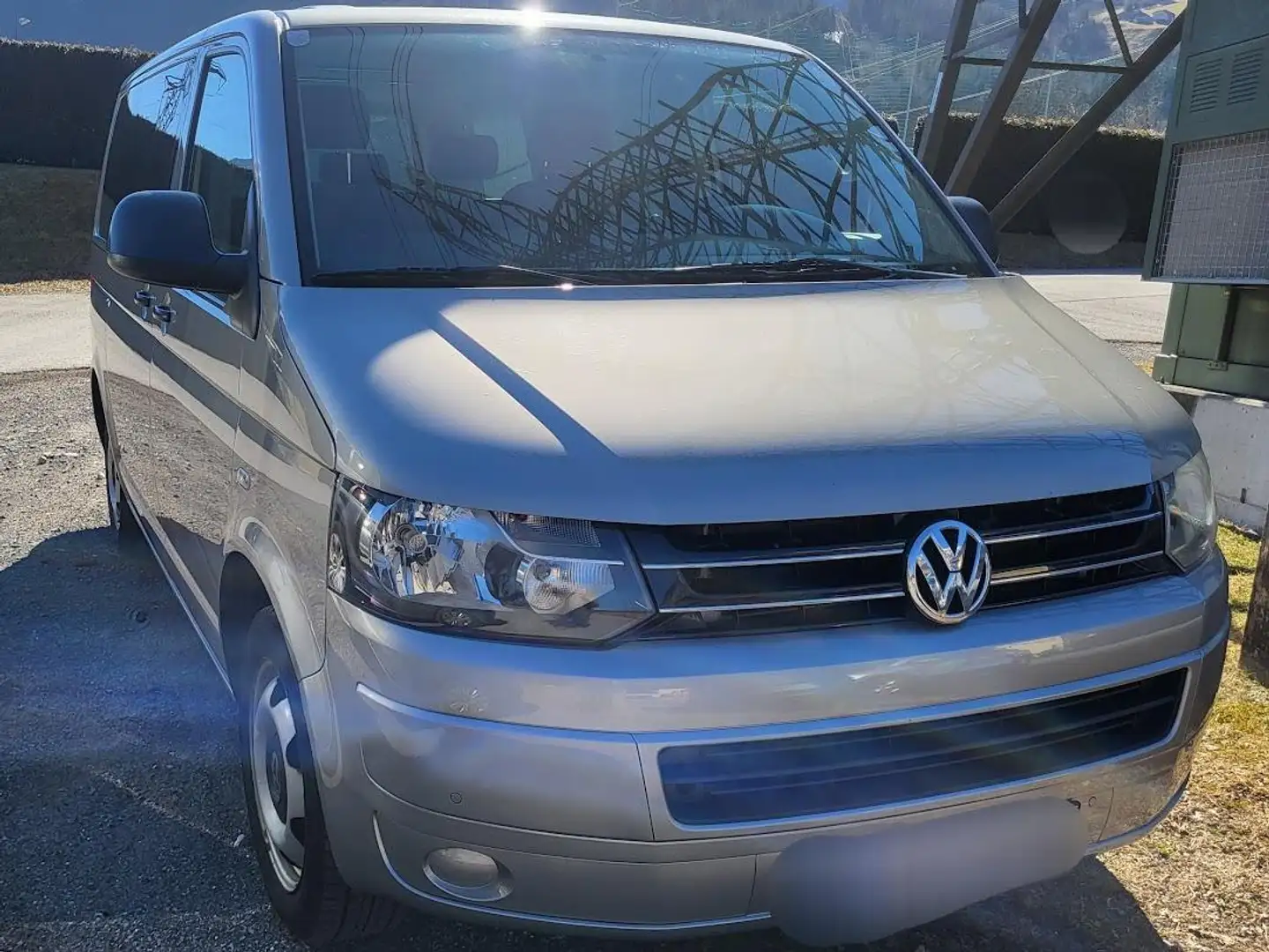Volkswagen T5 Multivan Startline 2,0 TDI D-PF Startline Silber - 2