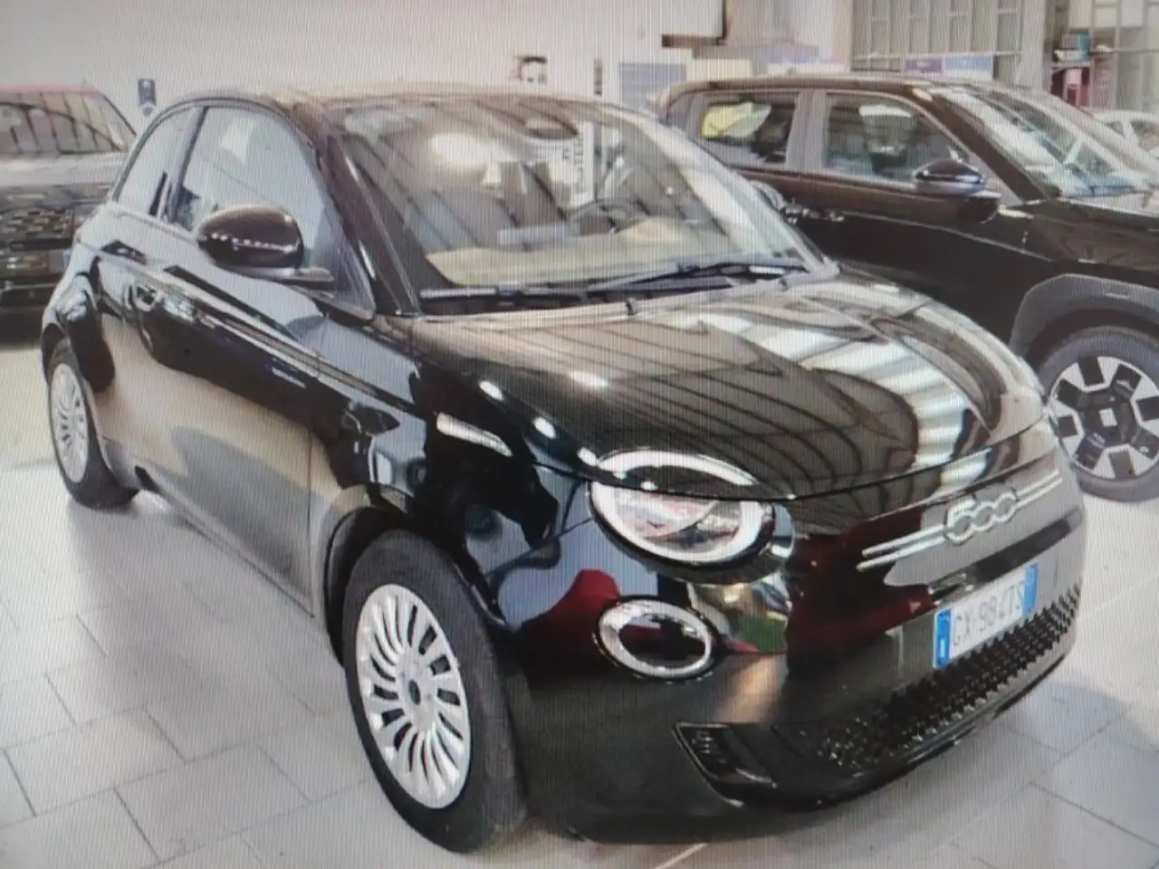 Fiat 500 E Berlina 42 kWh KM 320
