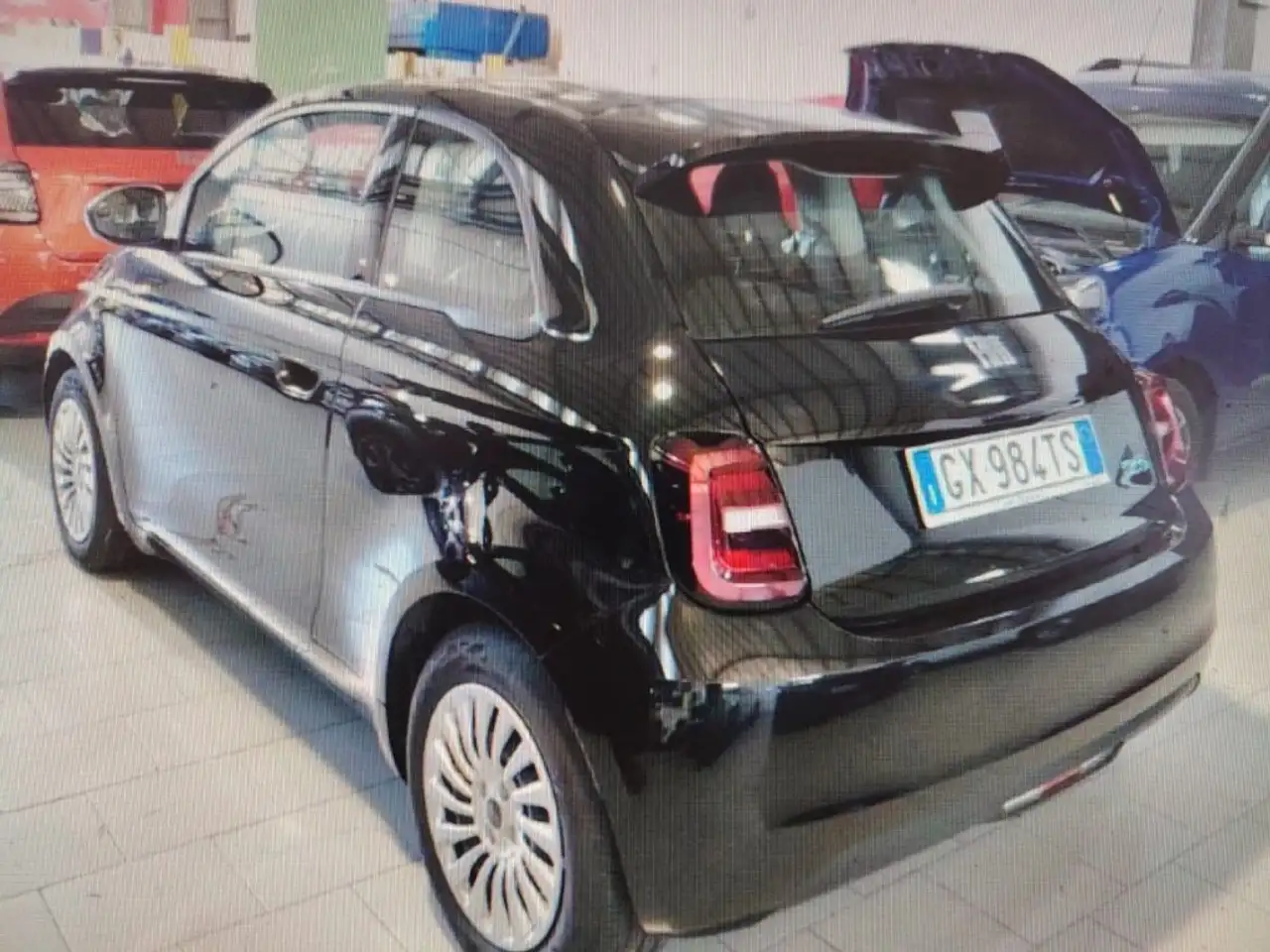 Fiat 500 E Berlina 42 kWh KM 320, миниатюра 2