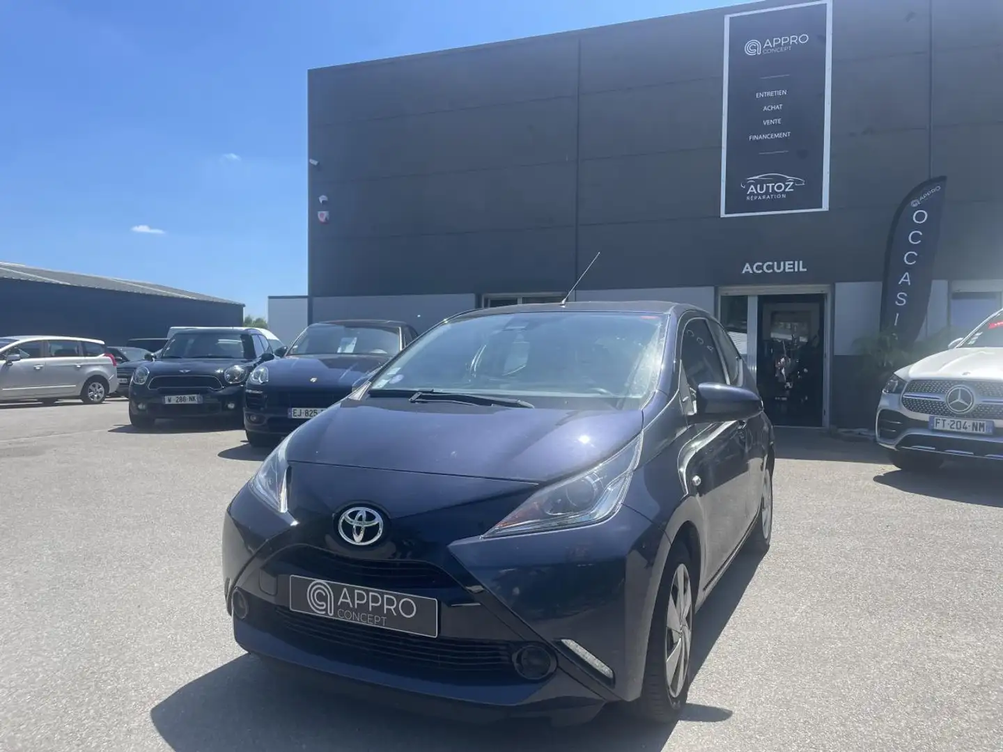 Toyota Aygo Aygo 1.0 VVT-i  II Bleu - 1