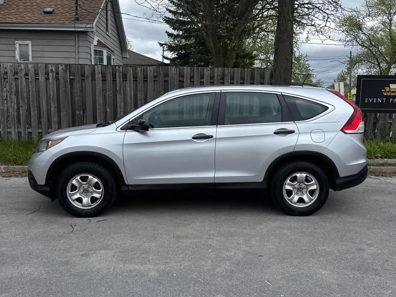 Honda CR-V photo Honda CR-V