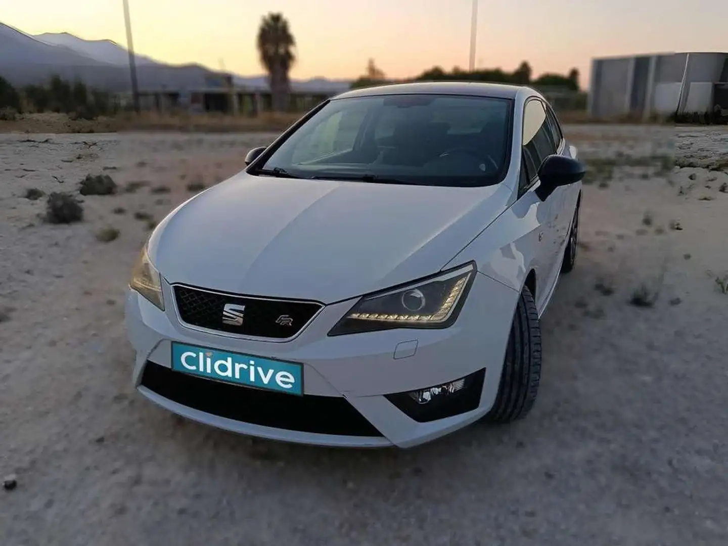 SEAT Ibiza 1.6TDI CR S&S FR 95 Blanco - 2