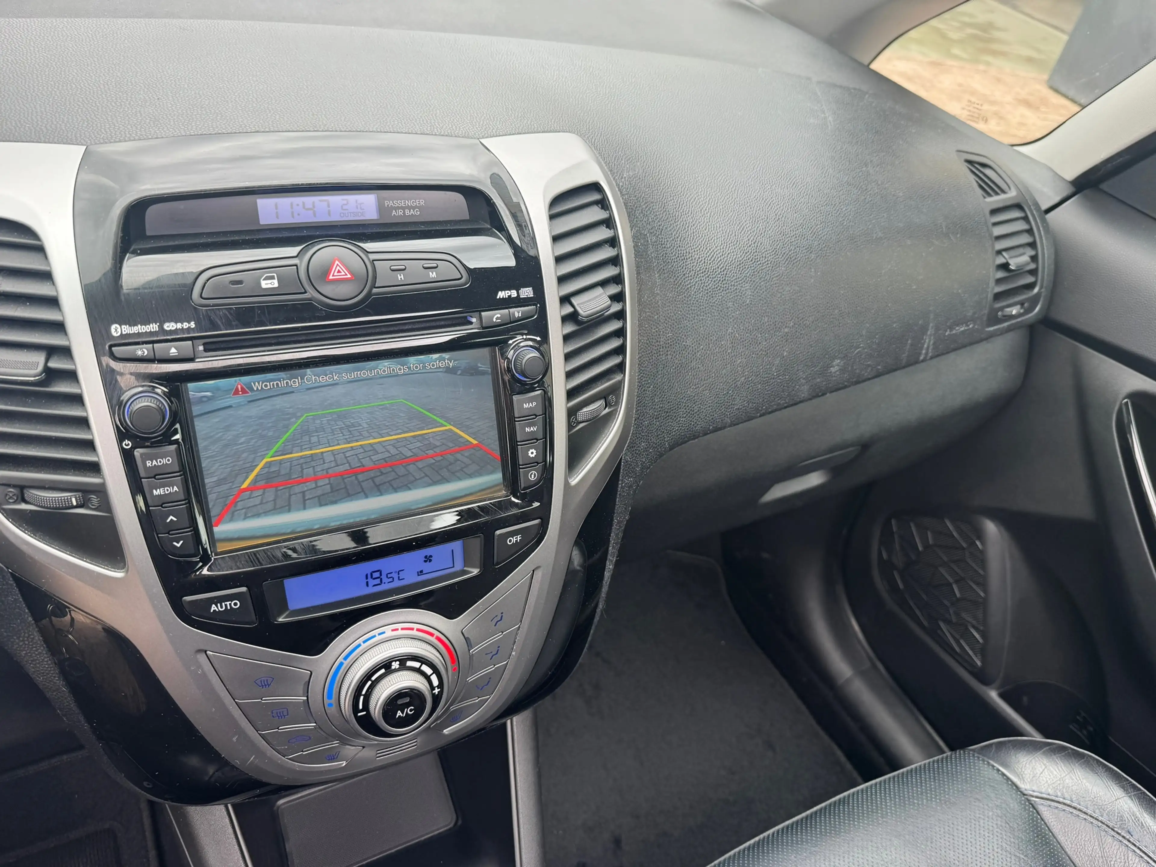 Hyundai iX20 1.6i i-Catcher- pano dak- automaat-navi-leer — photo 22