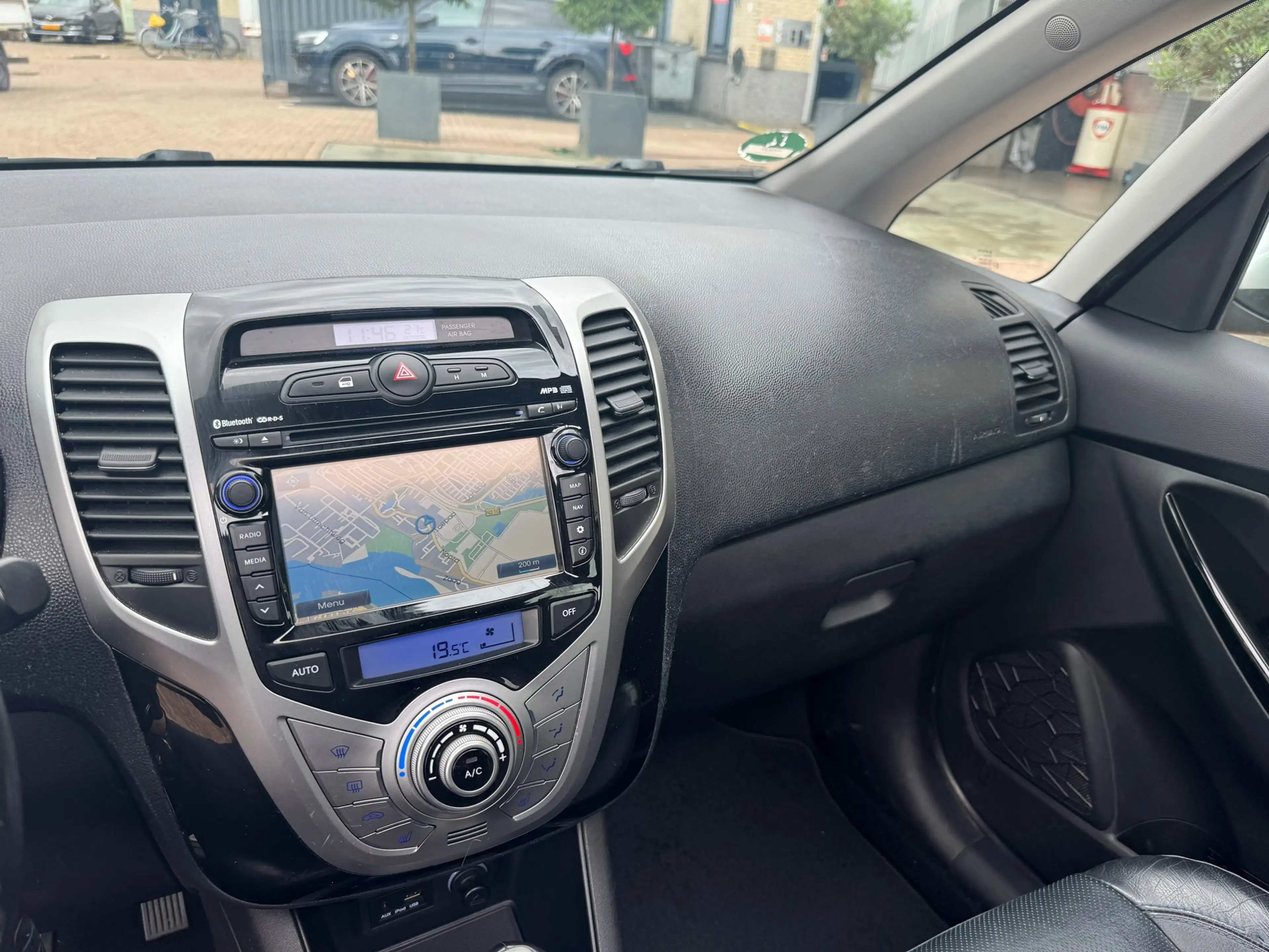 Hyundai iX20 1.6i i-Catcher- pano dak- automaat-navi-leer — photo 15