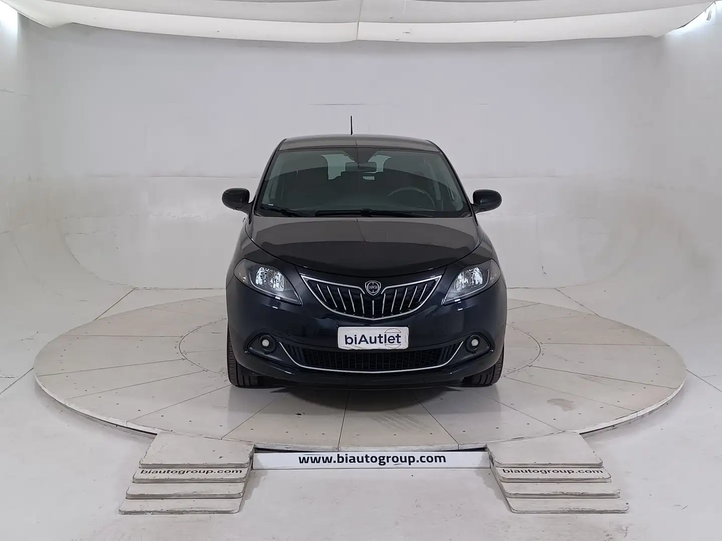 Lancia Ypsilon III 2021 1.0 firefly hybrid Gold s&s 70cv Černá - 2