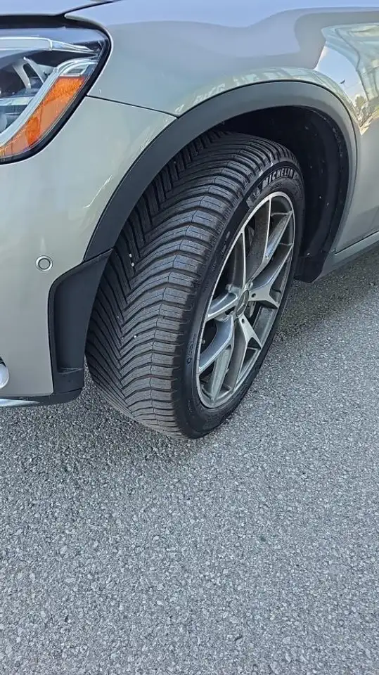 2022 Mercedes-Benz GLC