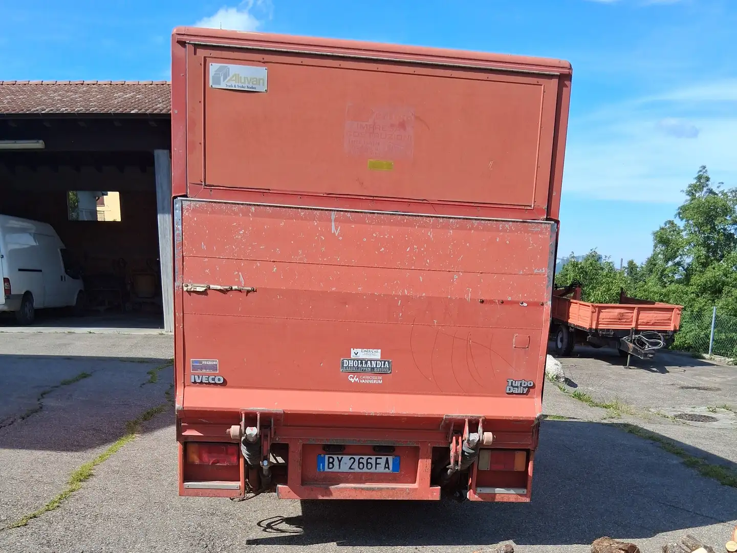 Iveco Daily Roşu - 2