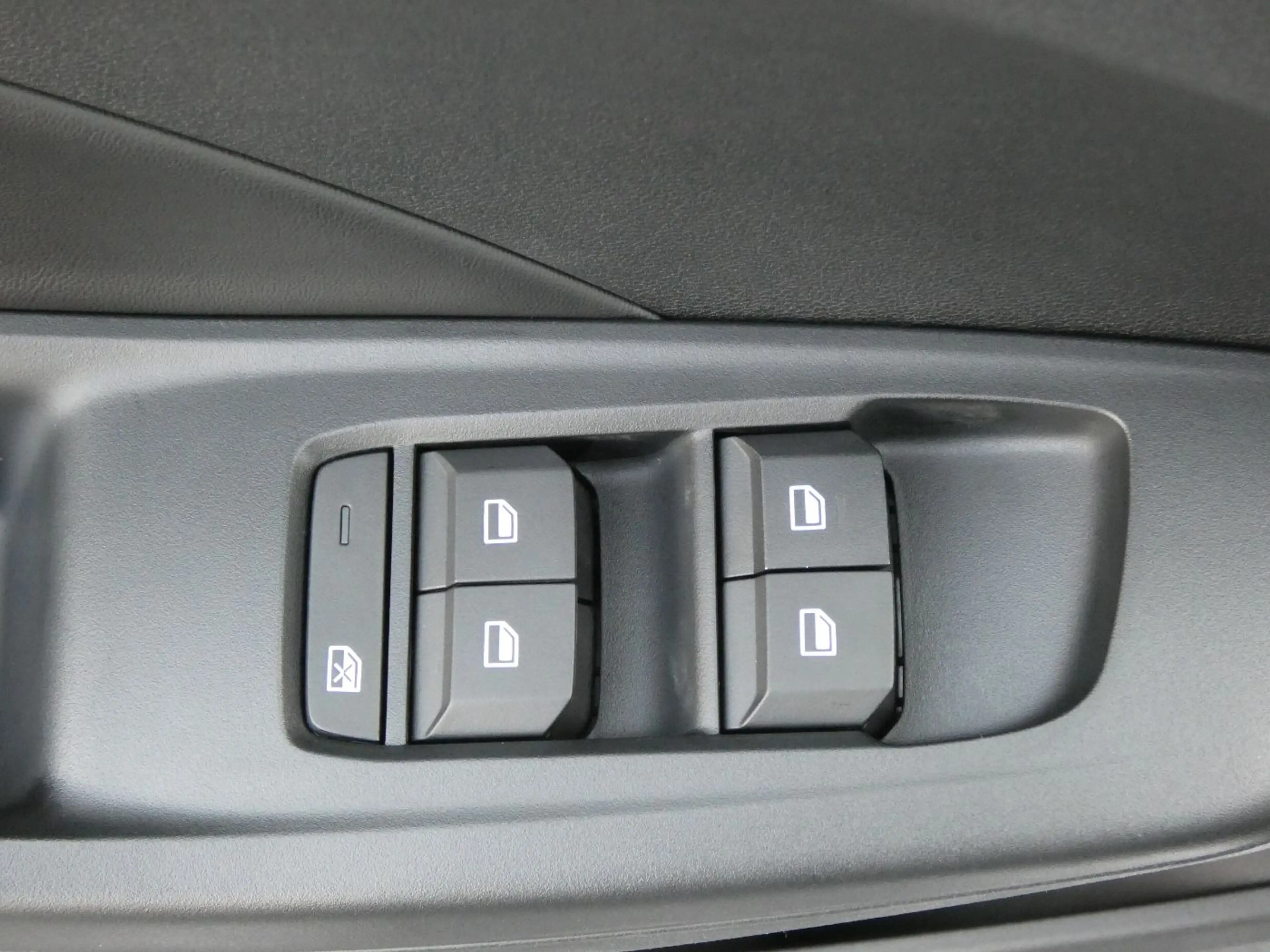 MG MG3 Hybrid+ Select +RFK+PDC+Klima+ACC+Autom. — photo 12