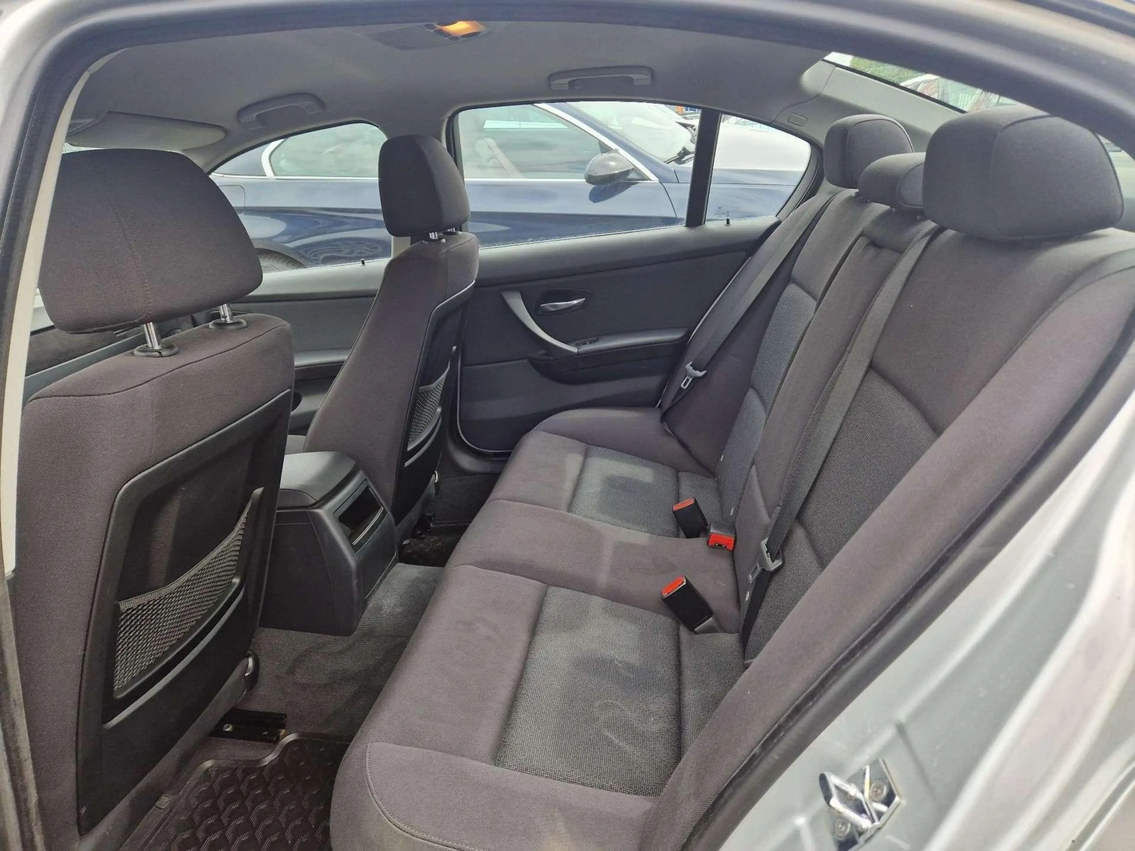 BMW 325 325i — photo 6