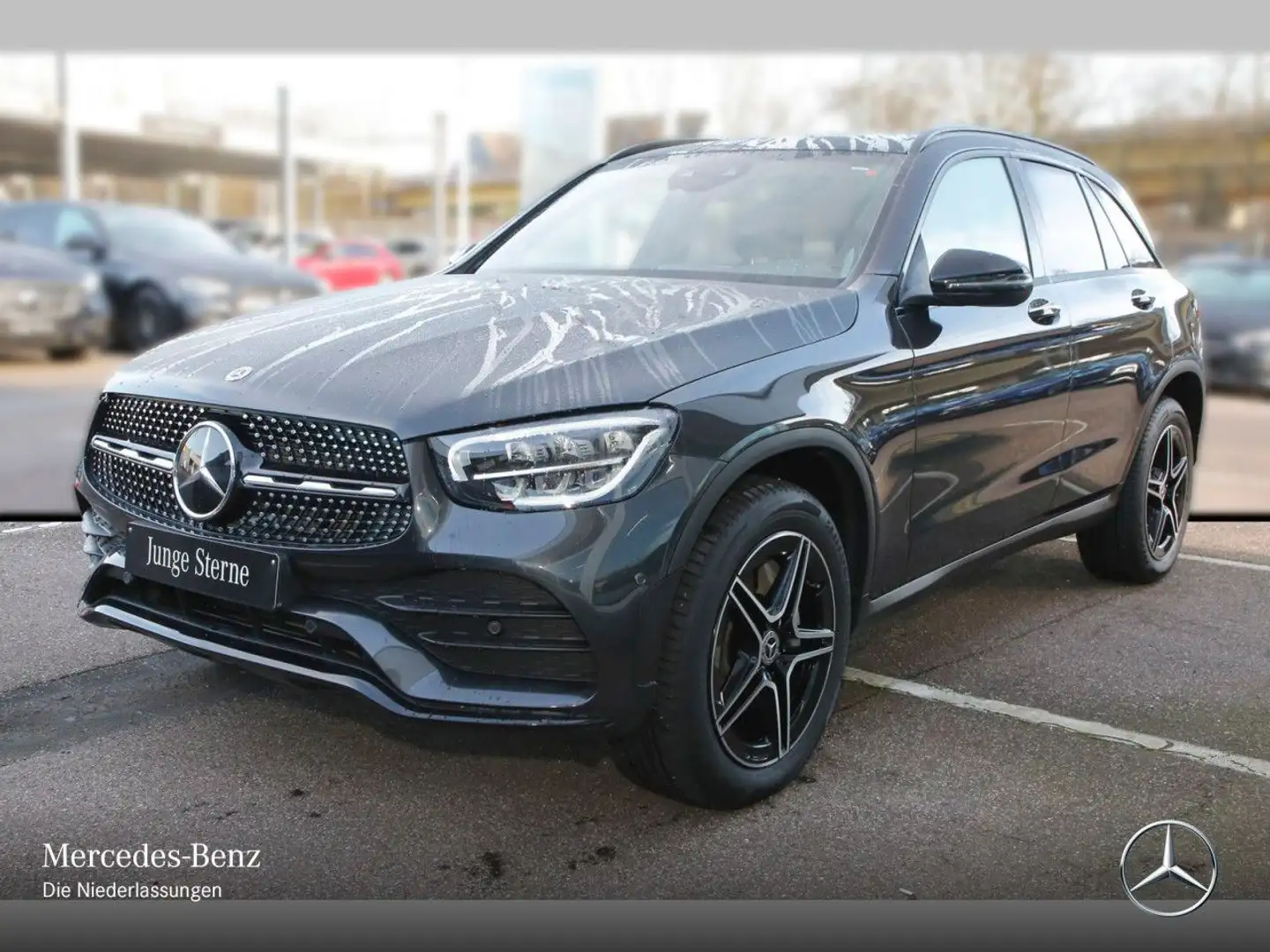 Mercedes-Benz GLC 300 e 4M AMG+NIGHT+PANO+AHK+LED+FAHRASS+KAMERA Grau - 2