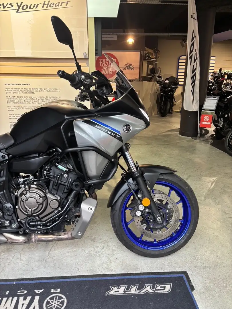 Yamaha Tracer 7 Grau - 2