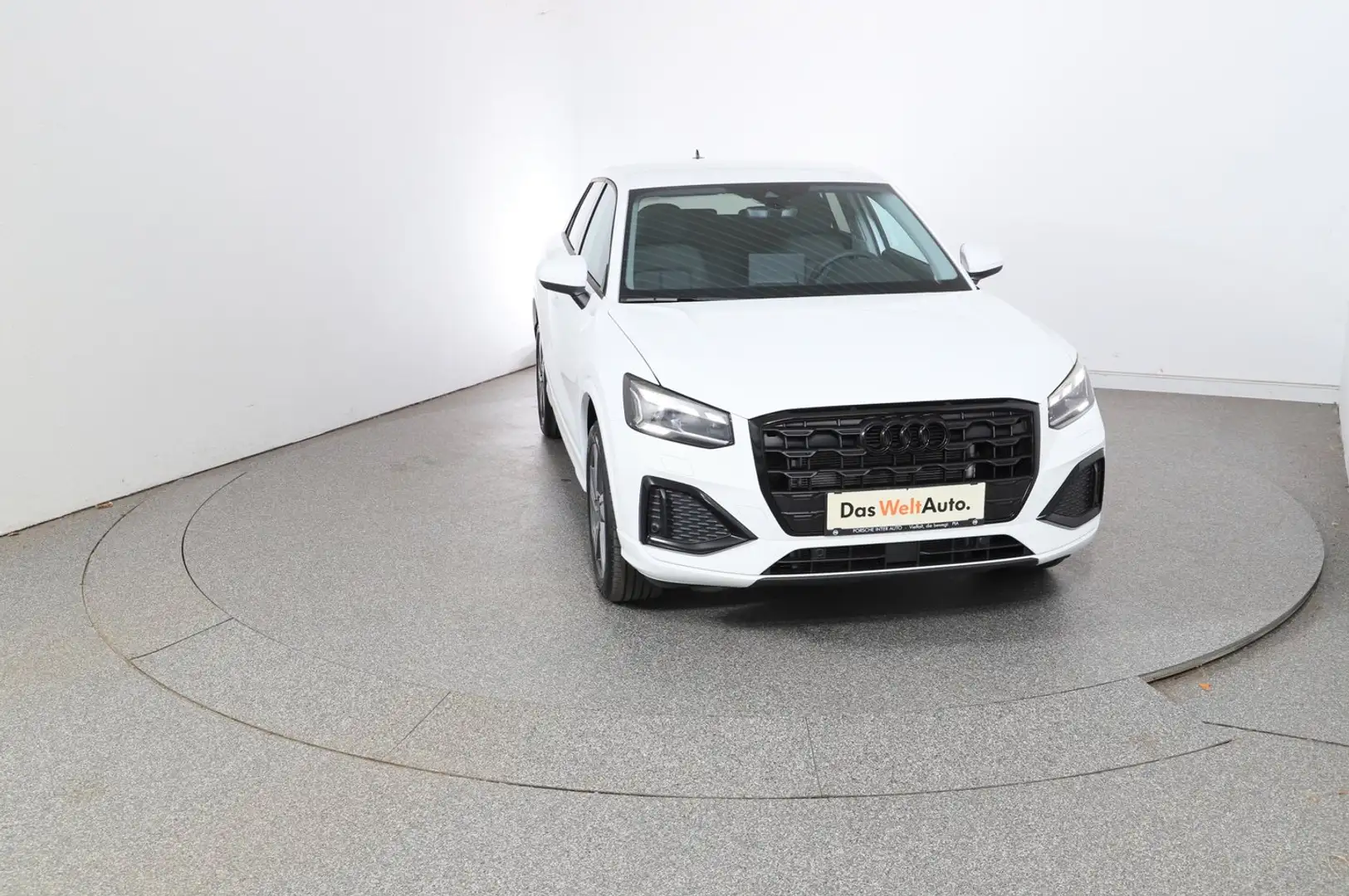 Audi Q2 30 TFSI admired Weiß - 2
