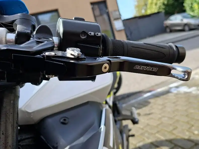 Triumph Daytona 675 - foto 8