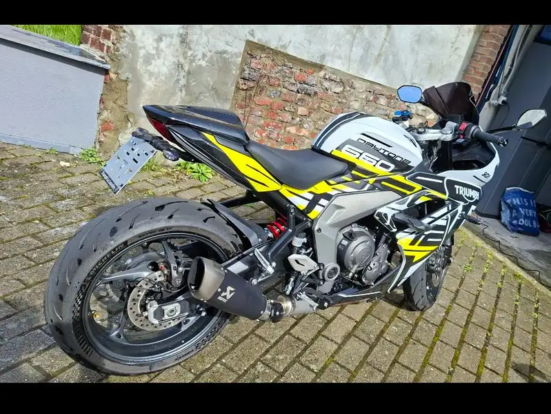 Triumph Daytona 675 - foto 3