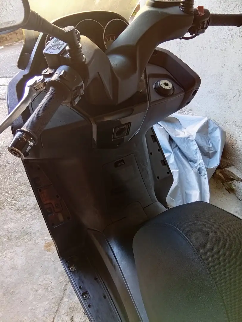 Kymco Downtown 300i Biały - 1