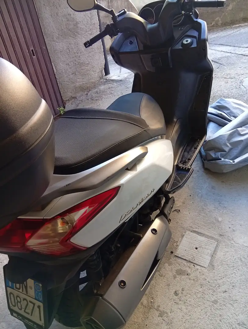 Kymco Downtown 300i Biały - 2