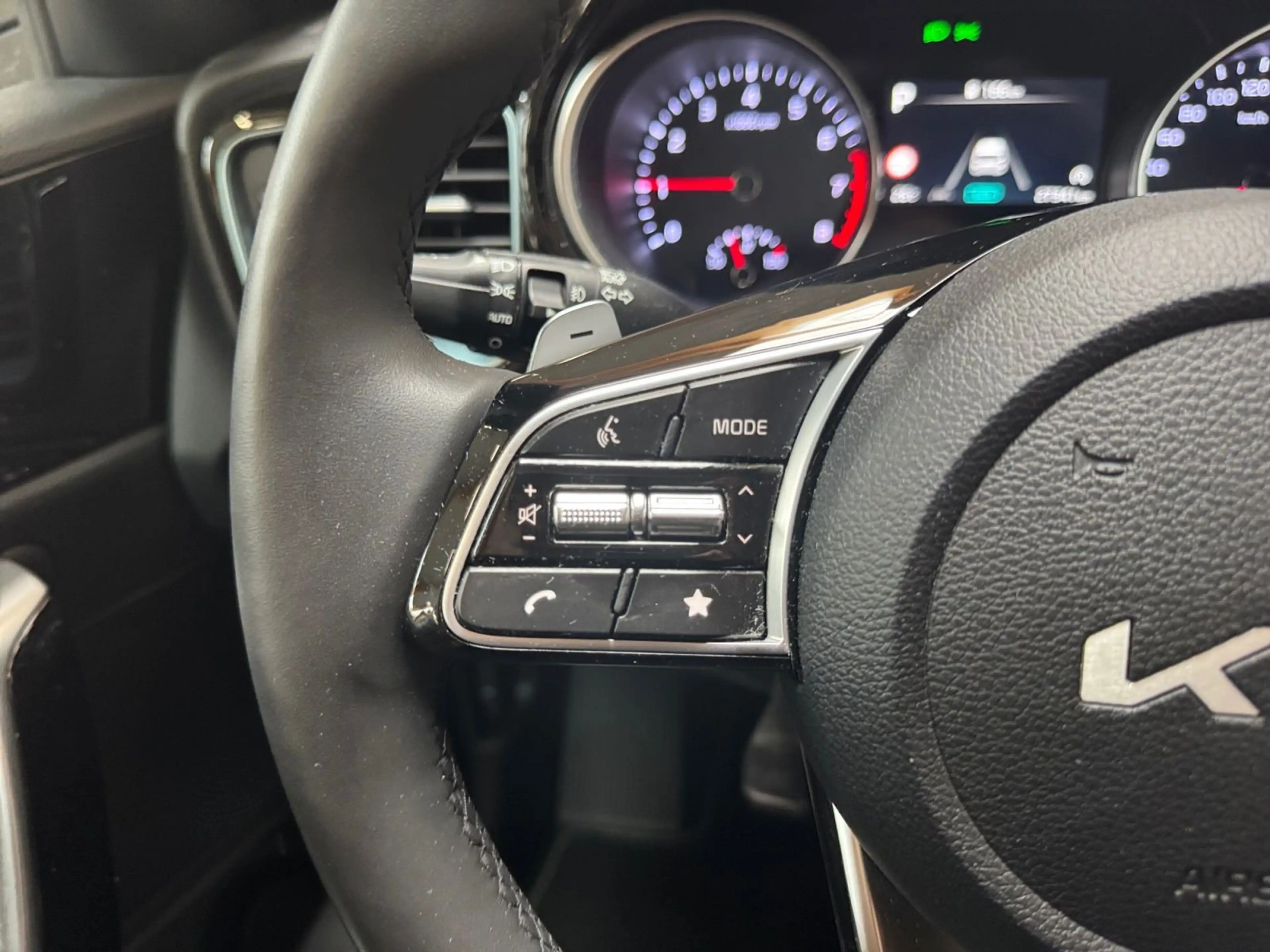 Kia Ceed / cee'd Style Edition 1.0 T-GDI 100cv MHEV — photo 10