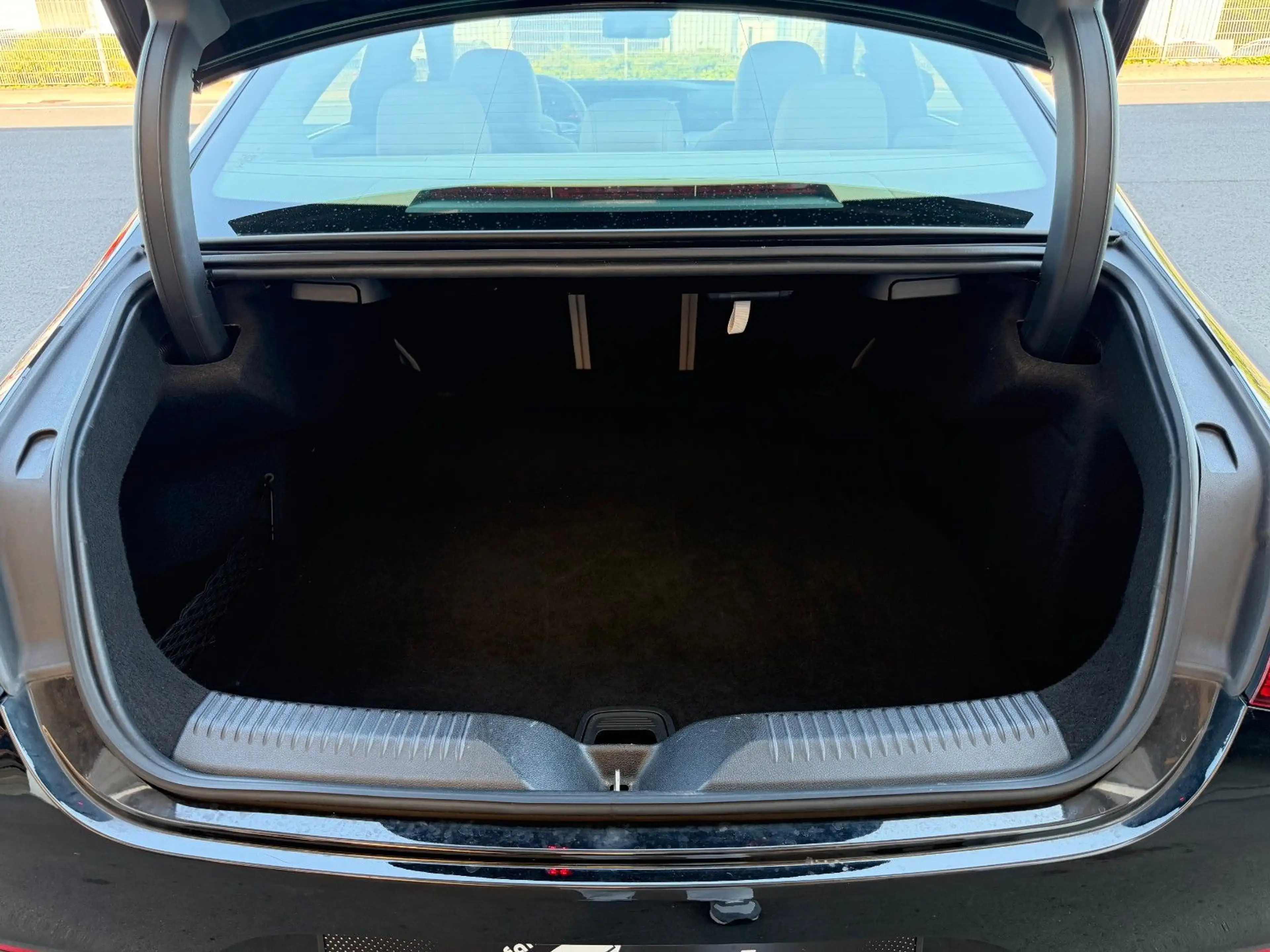 Mercedes-Benz CLS 450 4M+Distr+ESD+AirM+Sitzklima+360+Beige — photo 11