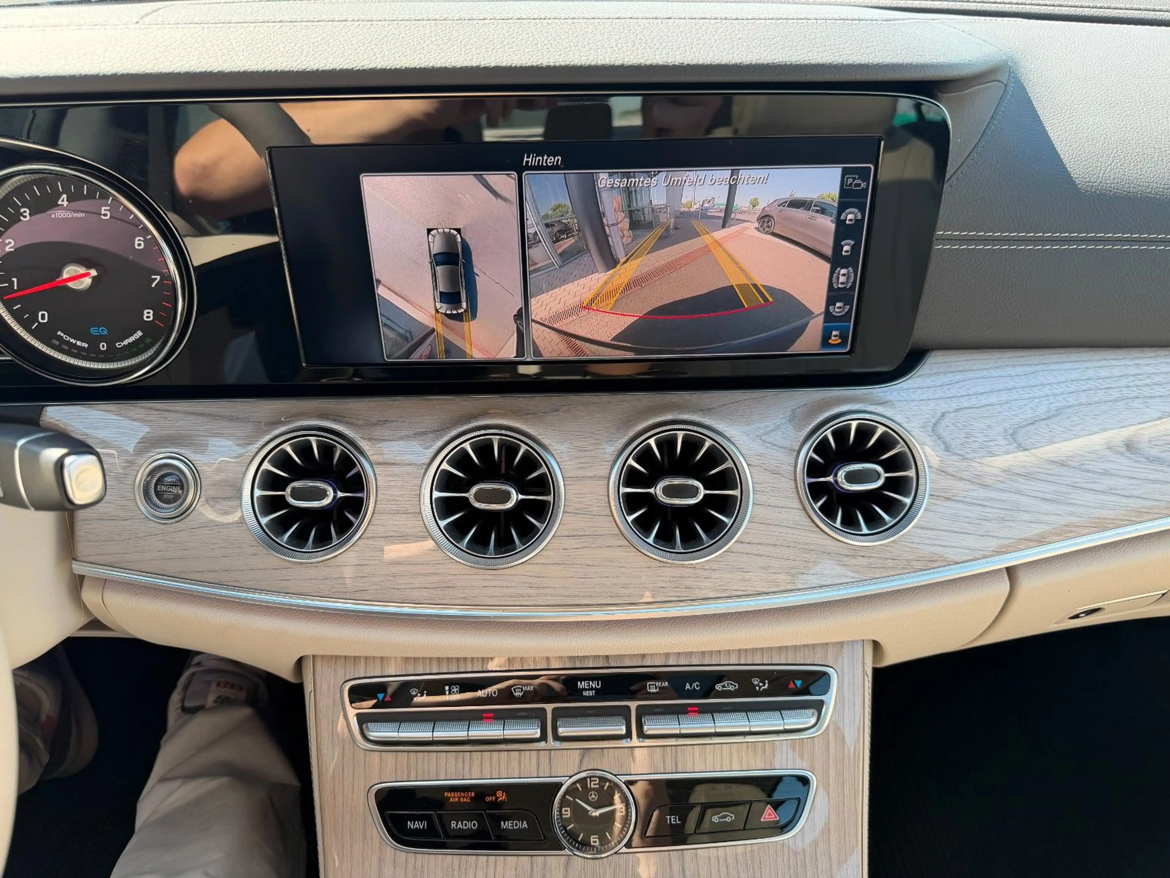 Mercedes-Benz CLS 450 4M+Distr+ESD+AirM+Sitzklima+360+Beige — photo 5