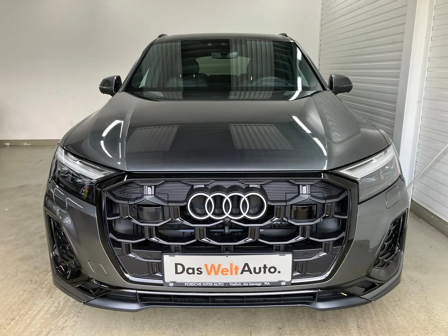 Audi Q7 45 TDI quattro S line Grau - 2