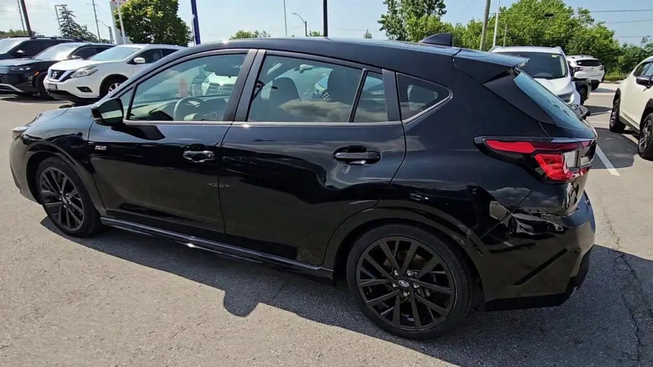Subaru Impreza снимка Subaru Impreza