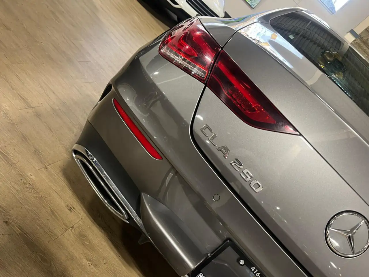 Mercedes-Benz CLA снимка Mercedes-Benz CLA
