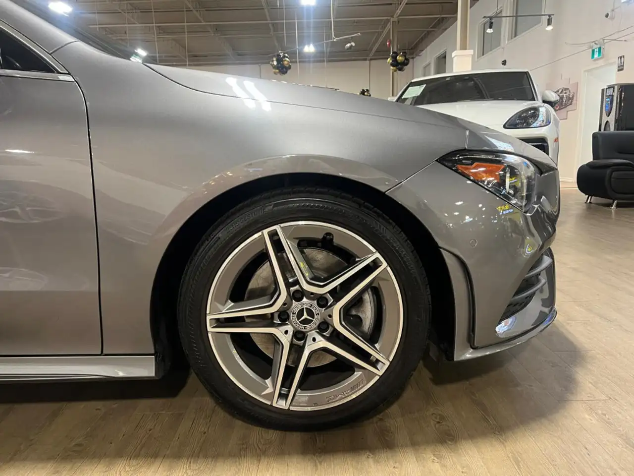 Mercedes-Benz CLA снимка Mercedes-Benz CLA