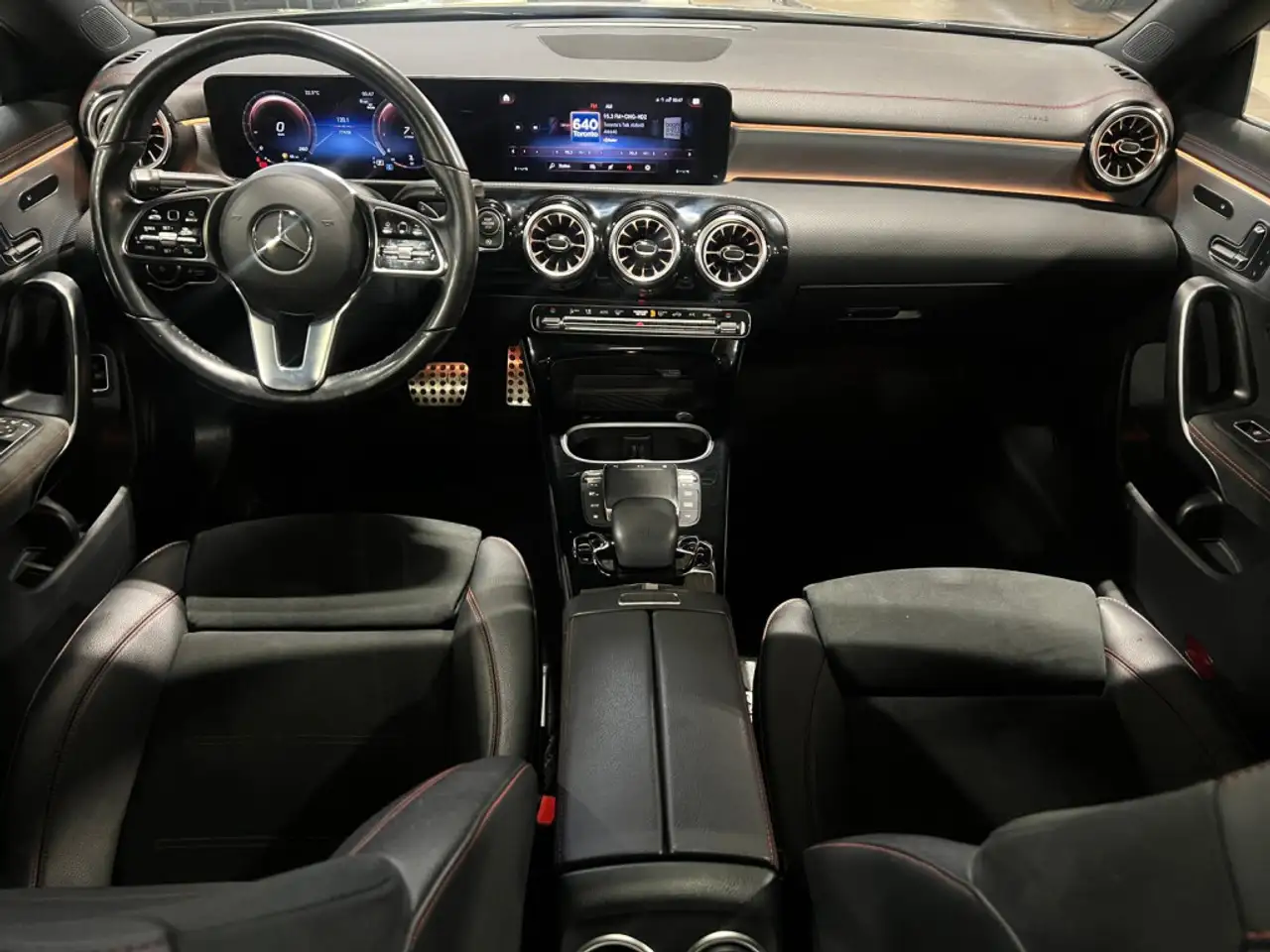 Mercedes-Benz CLA снимка Mercedes-Benz CLA