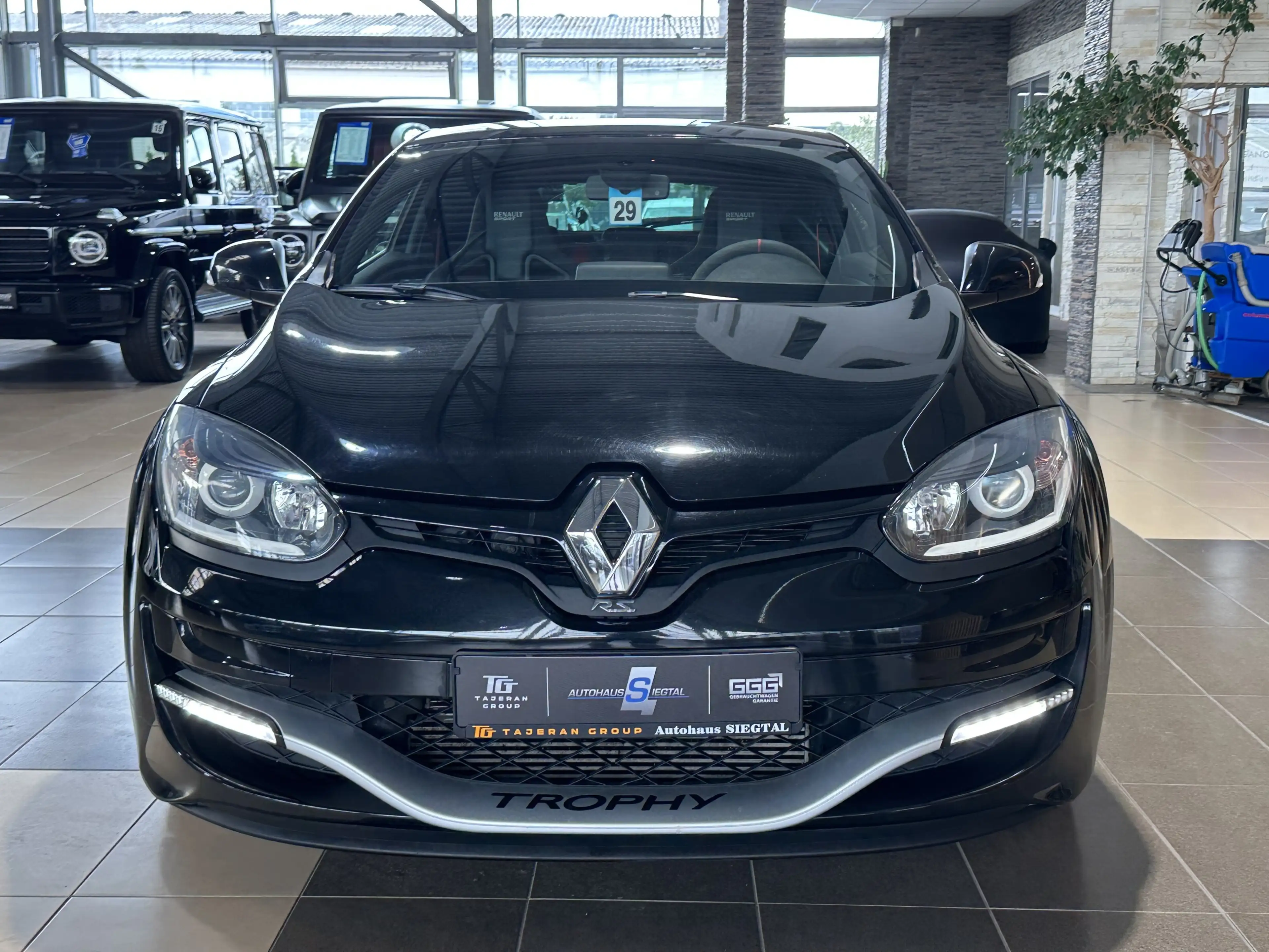 Renault Megane R.S. Trophy 3D Sound by Arkamys 1-Hand — photo 2