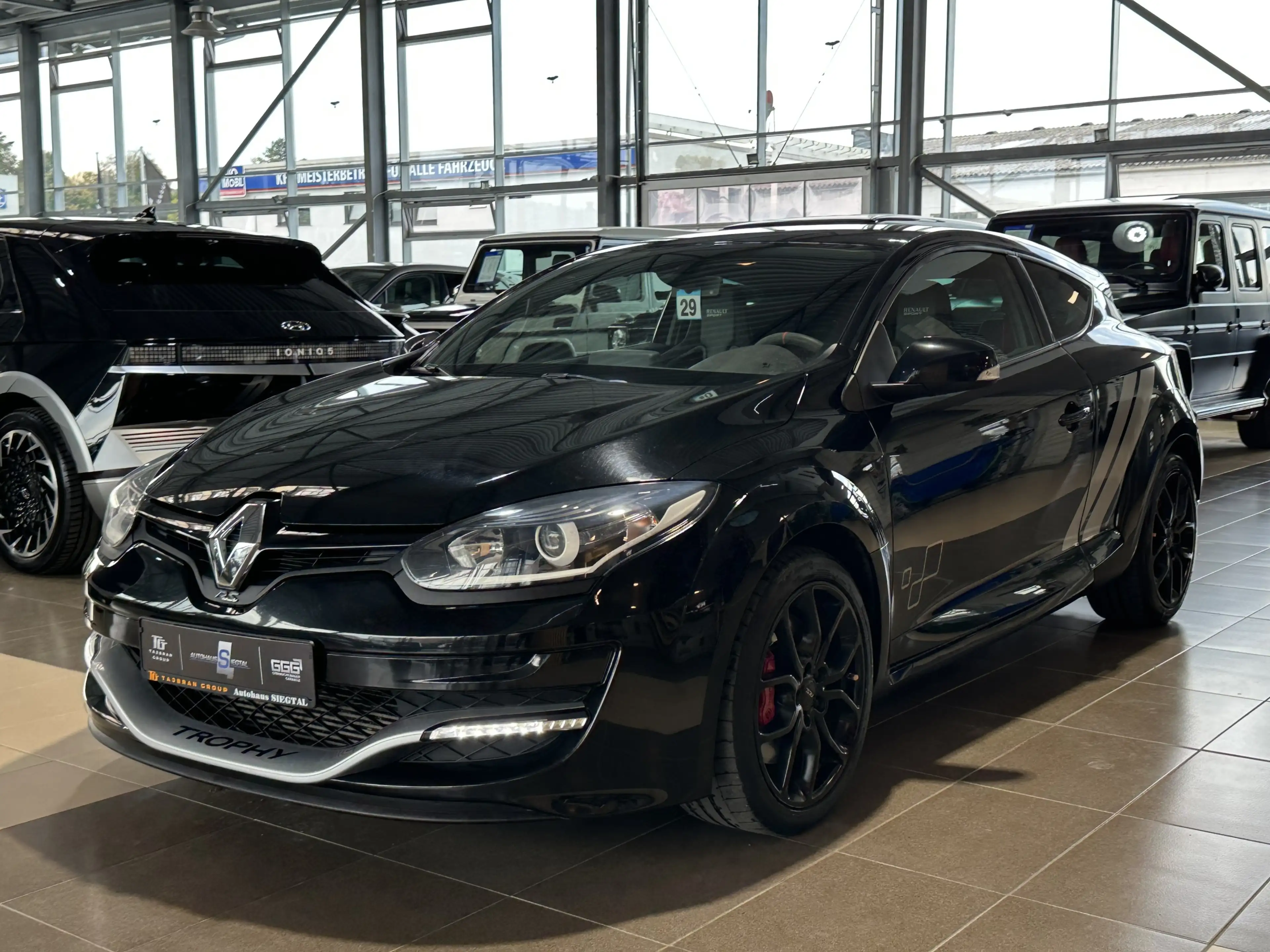 Renault Megane R.S. Trophy 3D Sound by Arkamys 1-Hand — photo 3