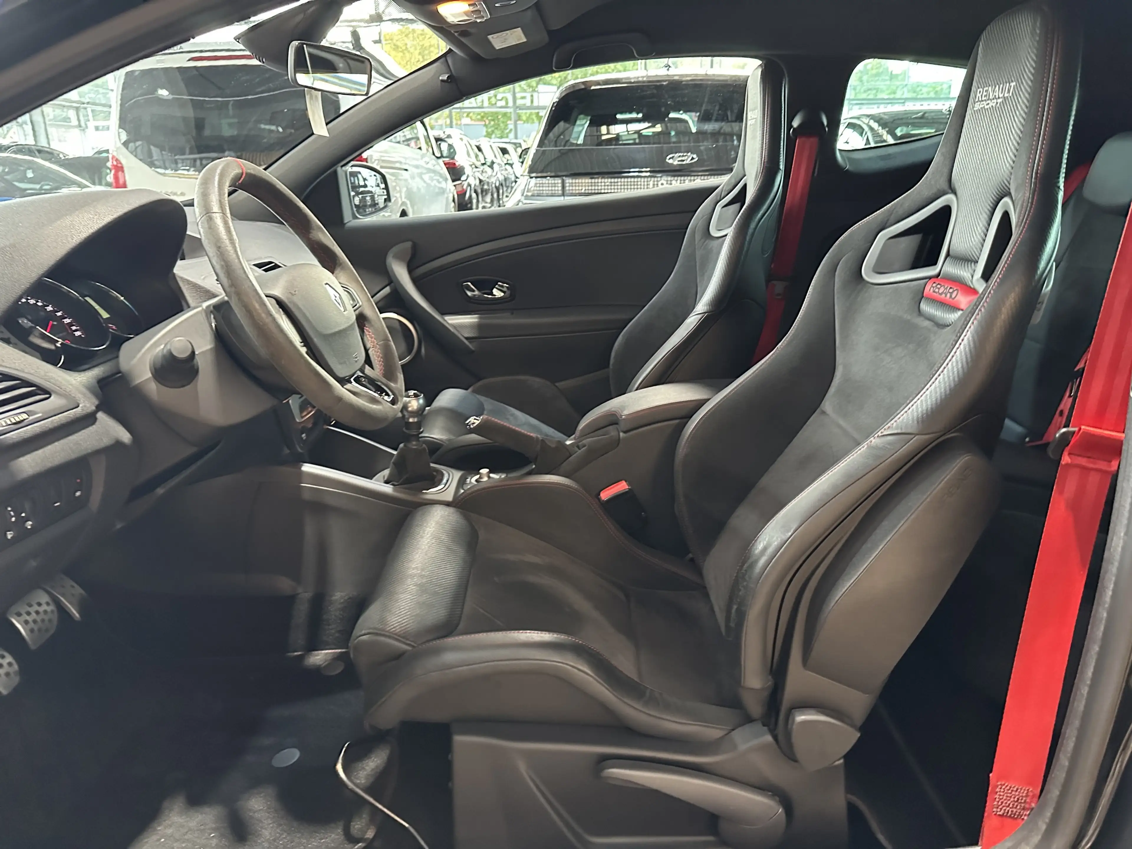 Renault Megane R.S. Trophy 3D Sound by Arkamys 1-Hand — photo 9