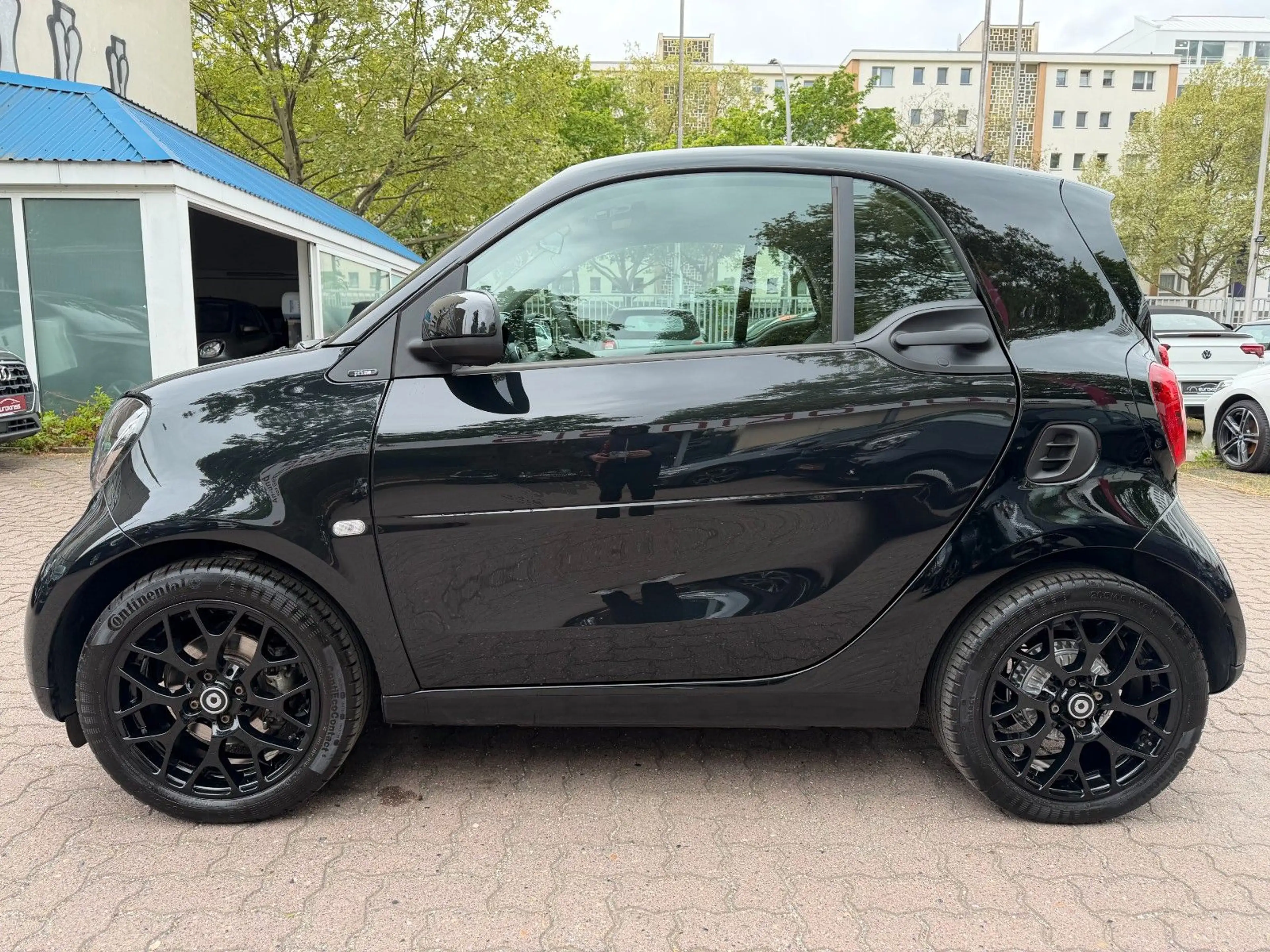 smart forTwo fortwo 66kW DCT prime SPORT*LED*AUDIO*SHZ* — photo 2