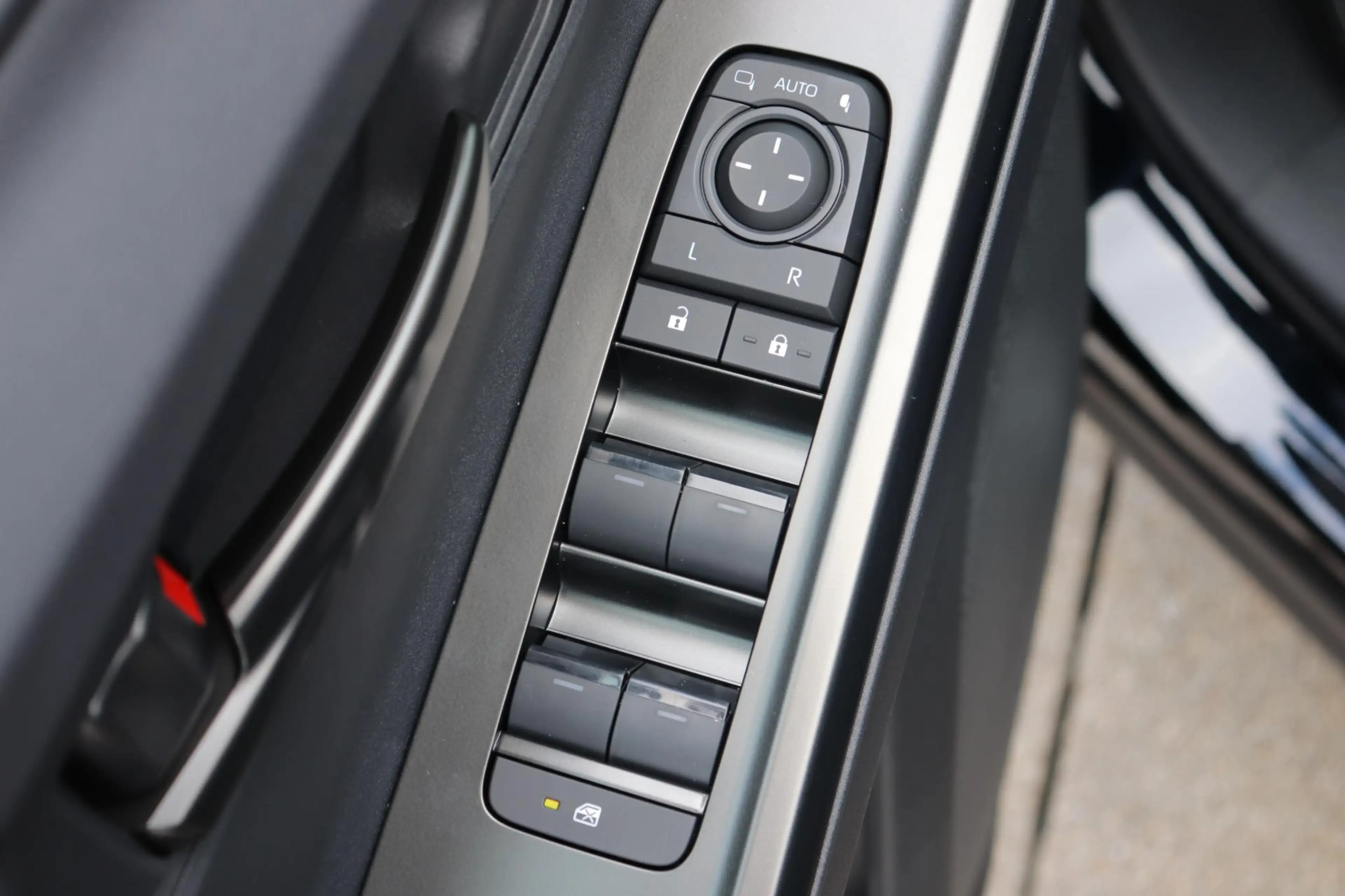 Toyota bZ4X Dynamic AWD 73 kWh, Apple Carplay/Android Auto, In — photo 12