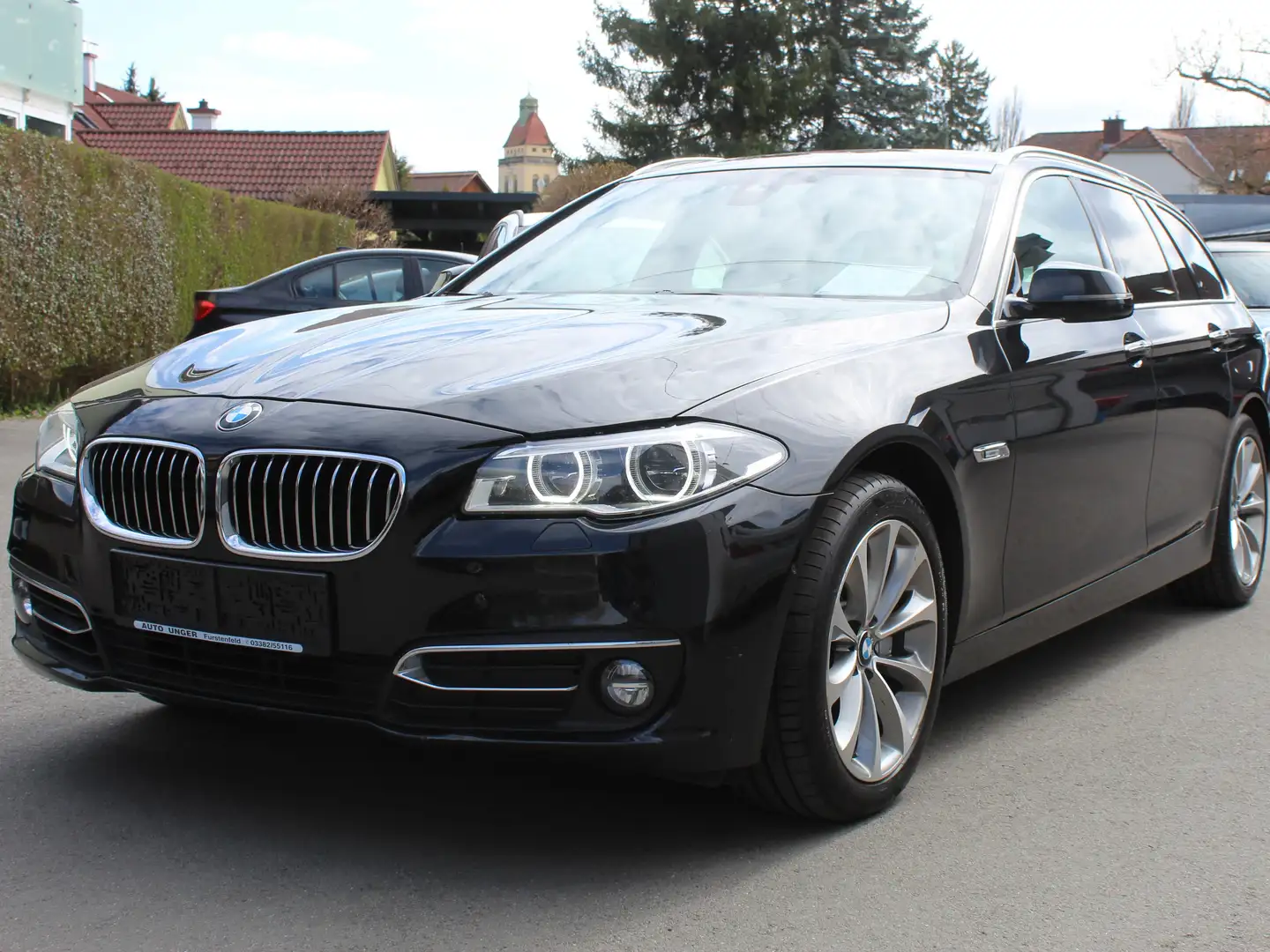 BMW 535 535 d xDrive Aut Viele Extras!!Neues Service!! Schwarz - 1