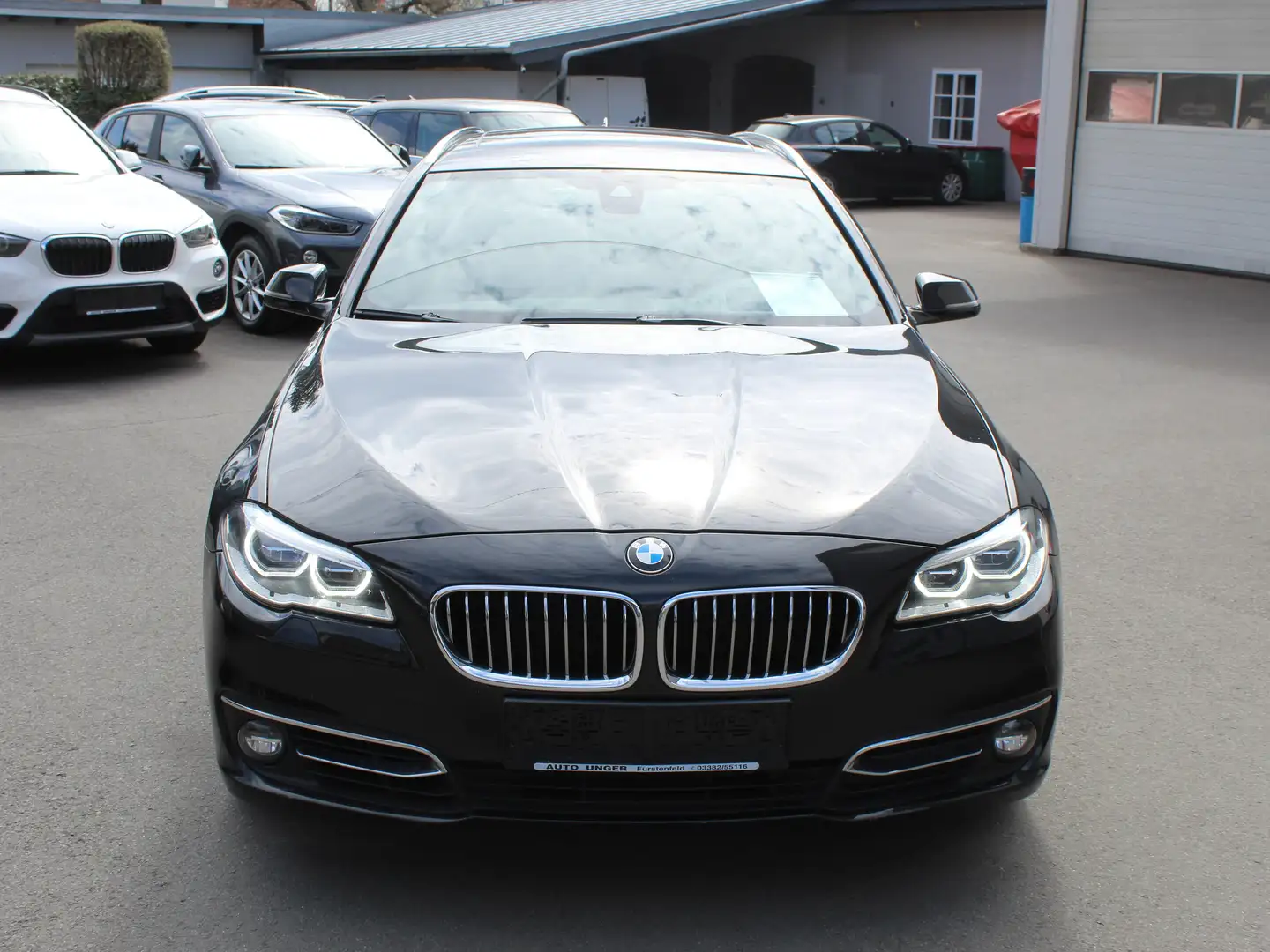BMW 535 535 d xDrive Aut Viele Extras!!Neues Service!! Schwarz - 2