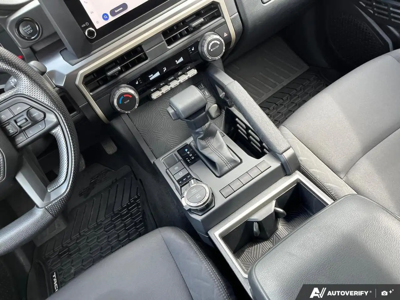 Toyota Tacoma снимка Toyota Tacoma