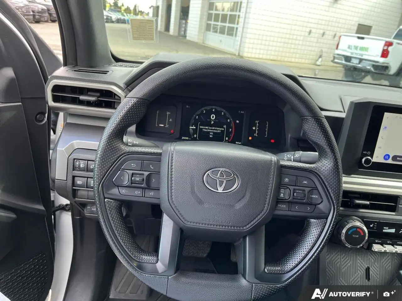 Toyota Tacoma снимка Toyota Tacoma