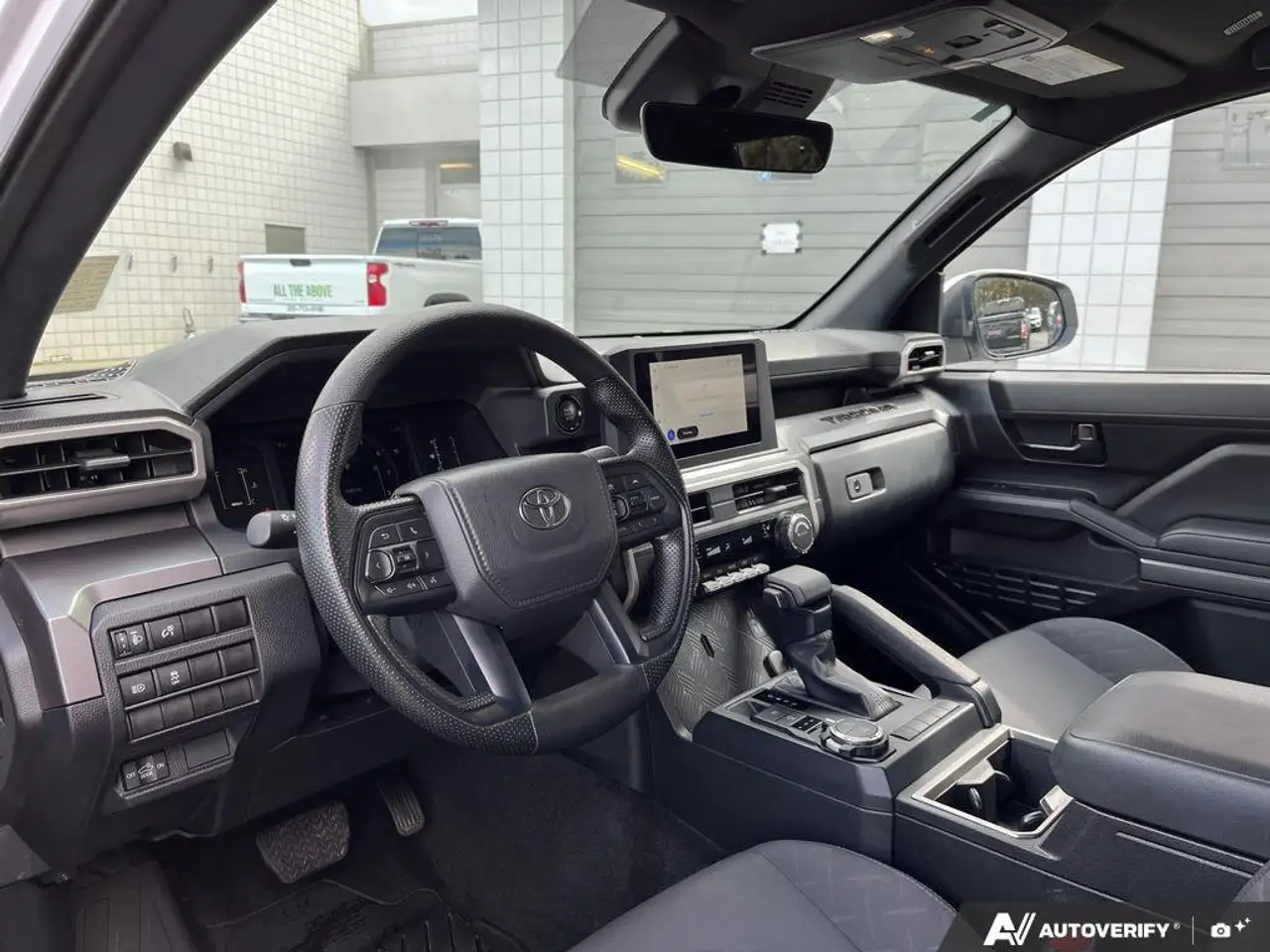 Toyota Tacoma снимка Toyota Tacoma