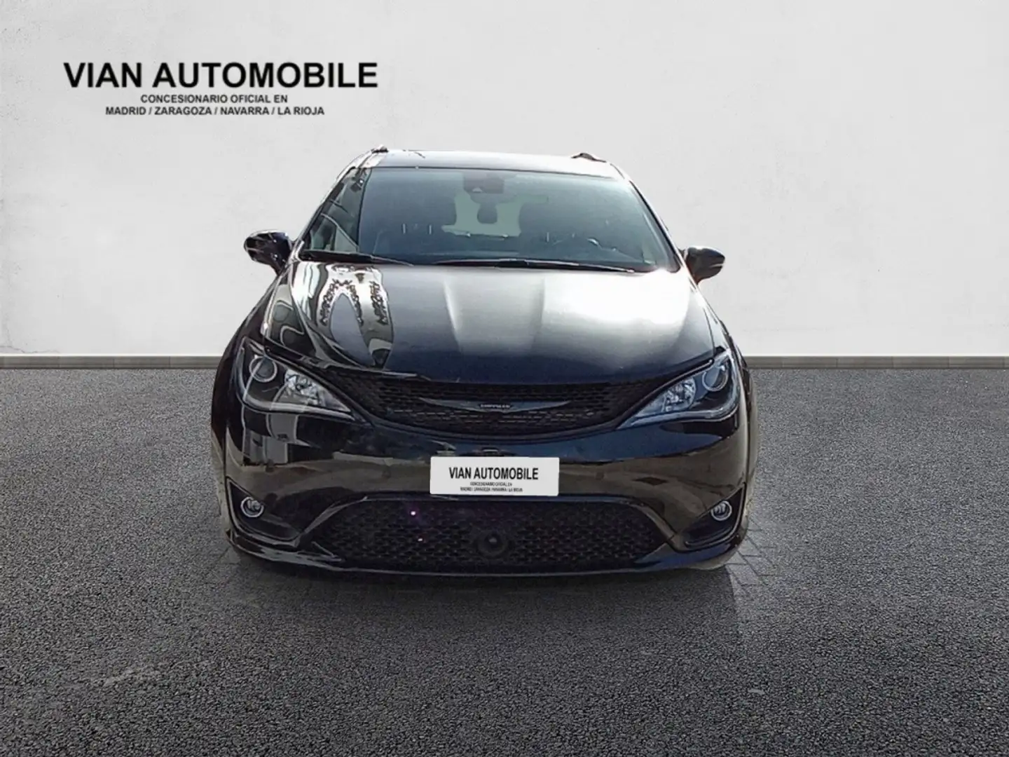 Chrysler Pacifica 3.6L VVTI V6 Launch Edition AWD Aut. Negro - 2