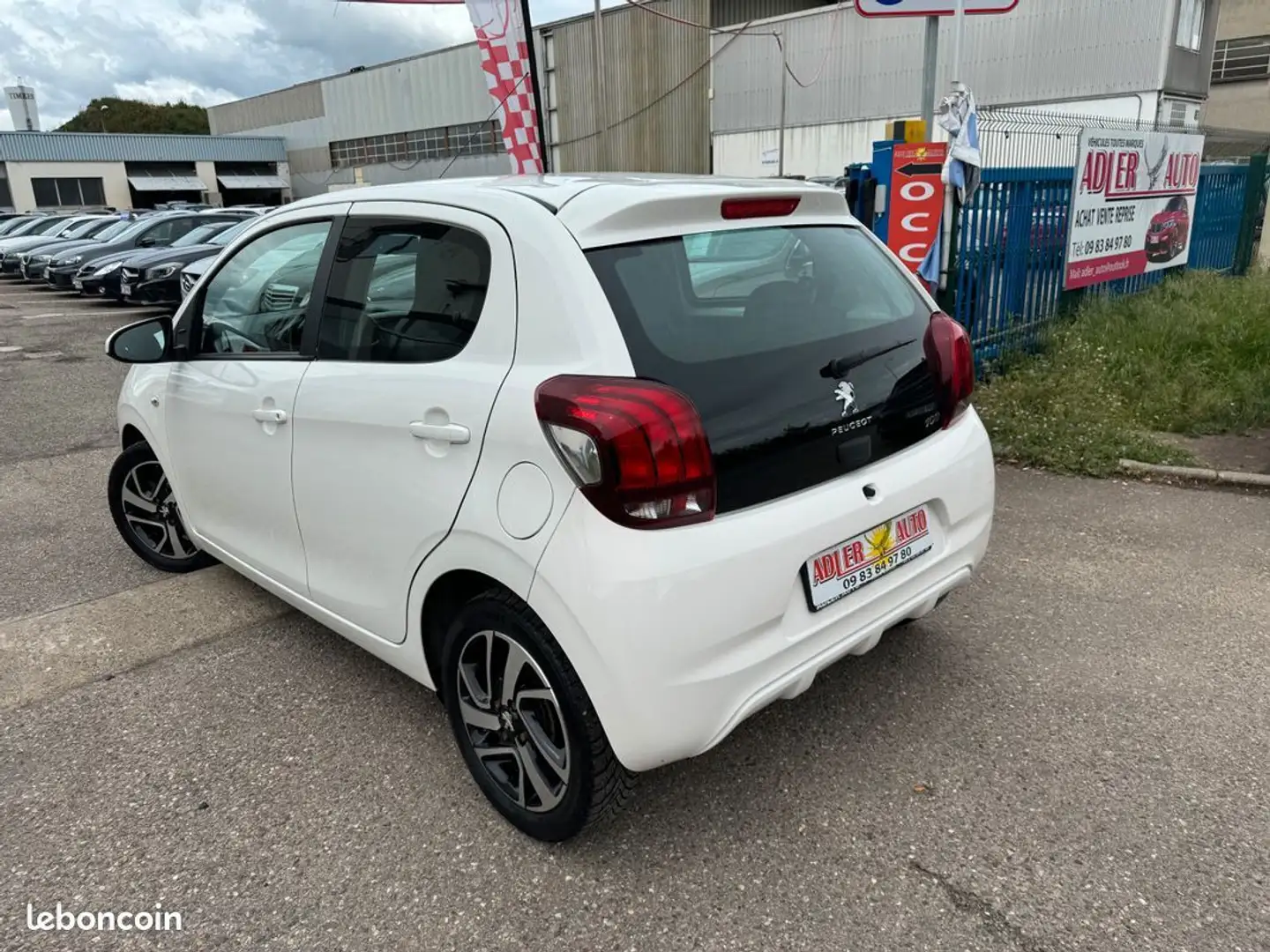 Peugeot 108 1.2i 82 CH ALLURE 5P Blanc - 2