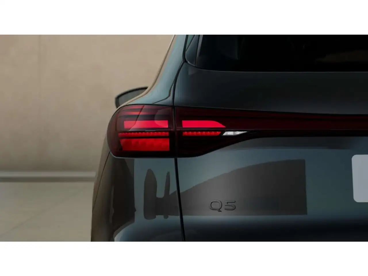 Audi Q5 TDI quattro AHK/LED/NAV/DAB+/RFK 12