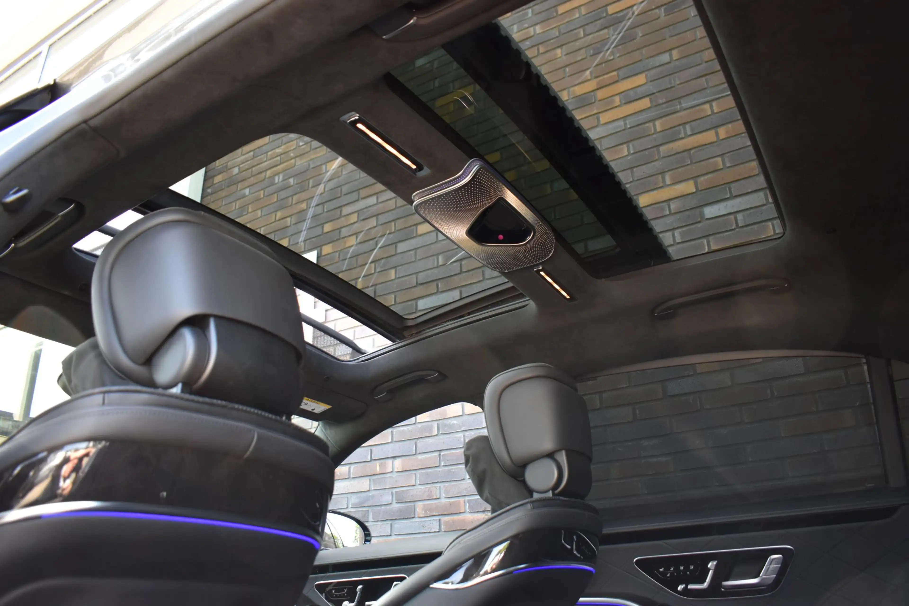 Mercedes-Benz S 580 e Lang AMG Line — photo 10