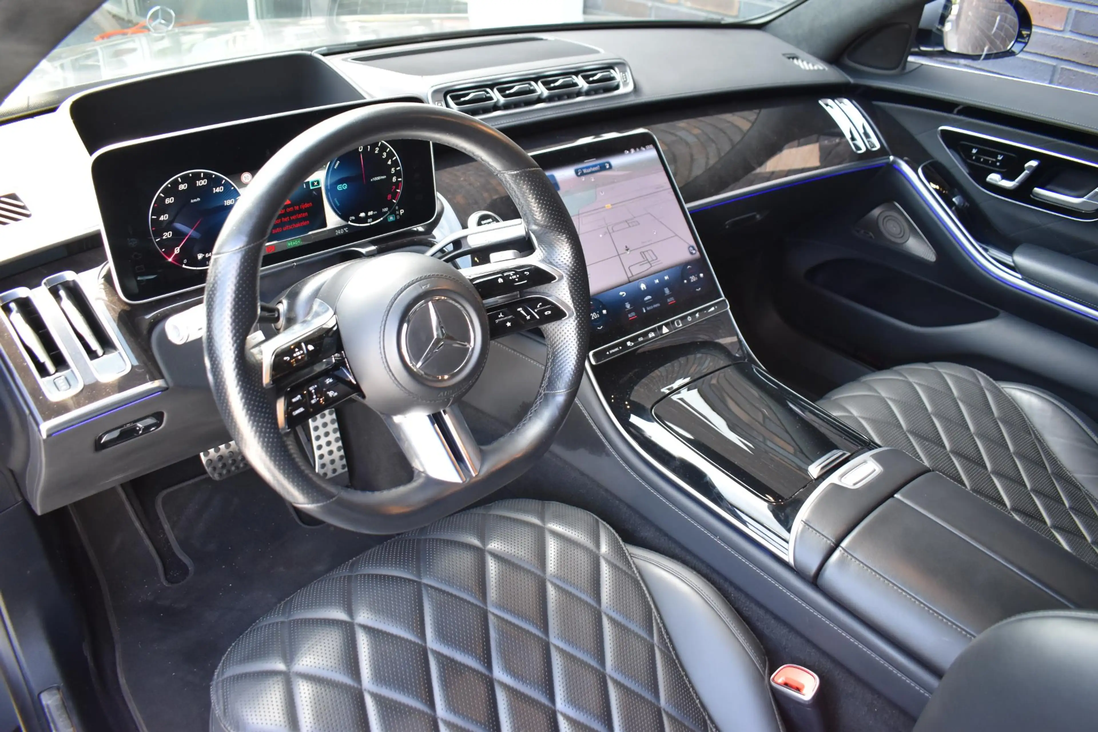 Mercedes-Benz S 580 e Lang AMG Line — photo 4