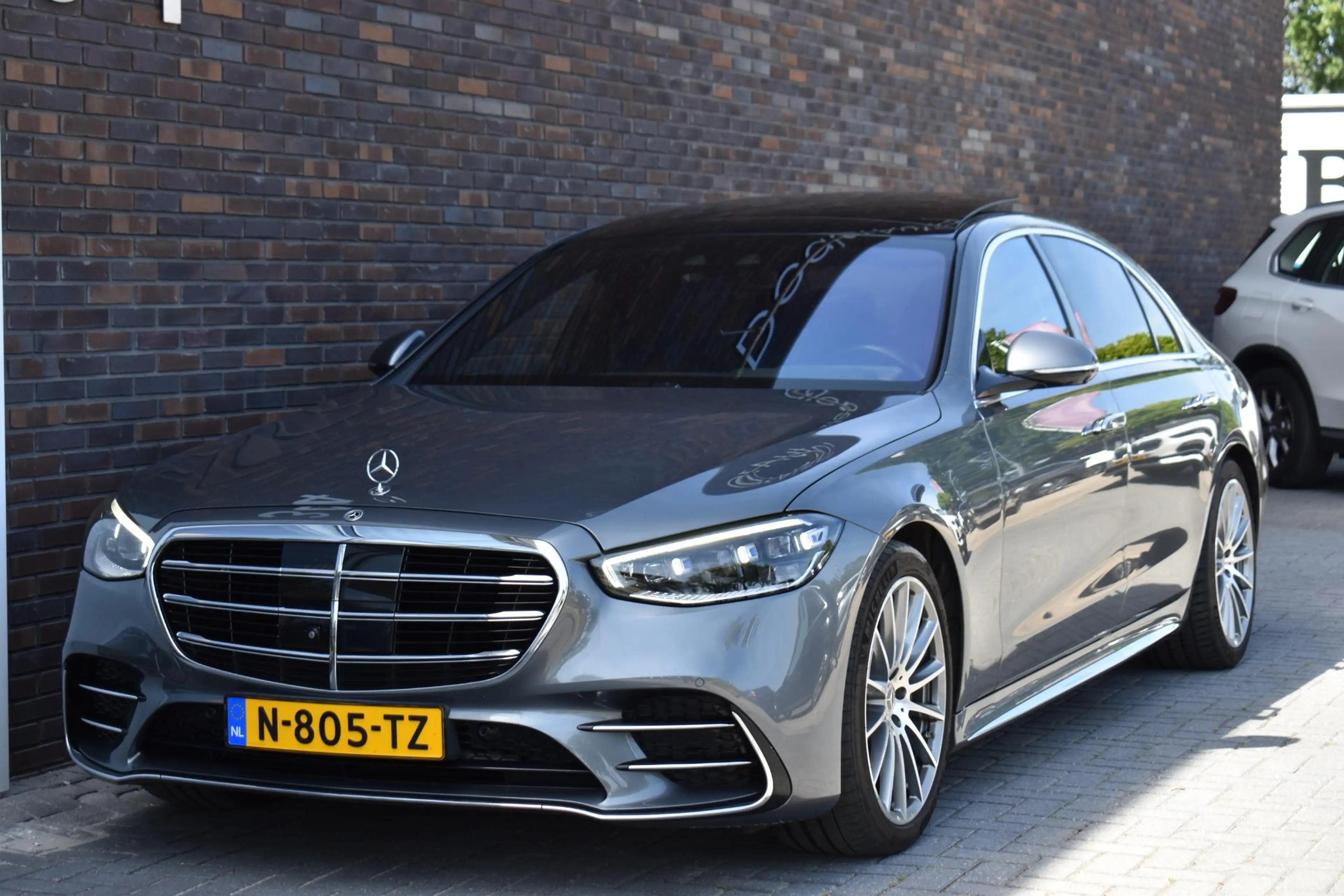 Mercedes-Benz S 580 e Lang AMG Line — photo 11